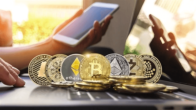 Image shows investment opportunities in the current world of digital technology